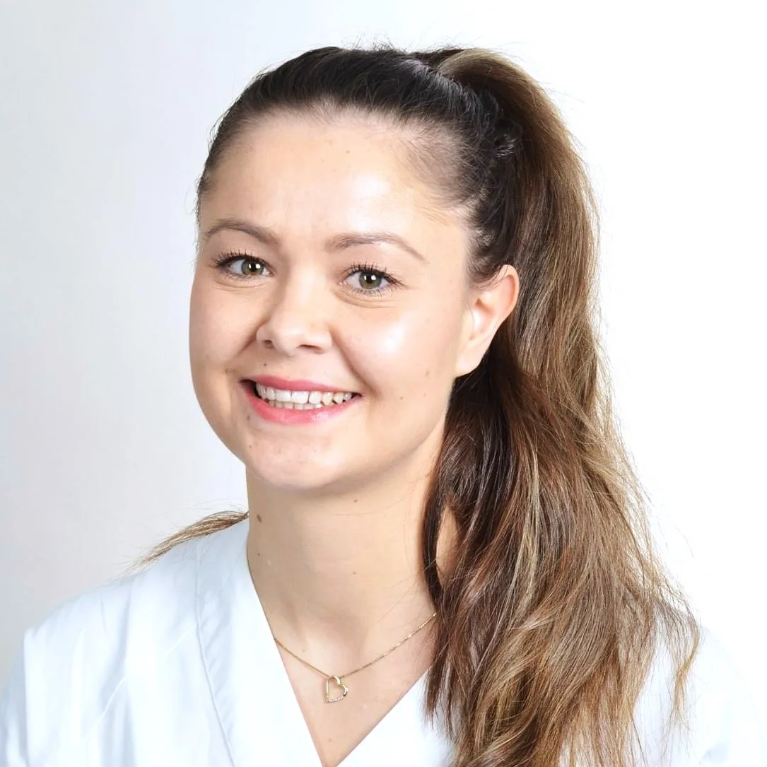 Tannlege Vivian Haaberg ved Prestestien Tannlegepraksis